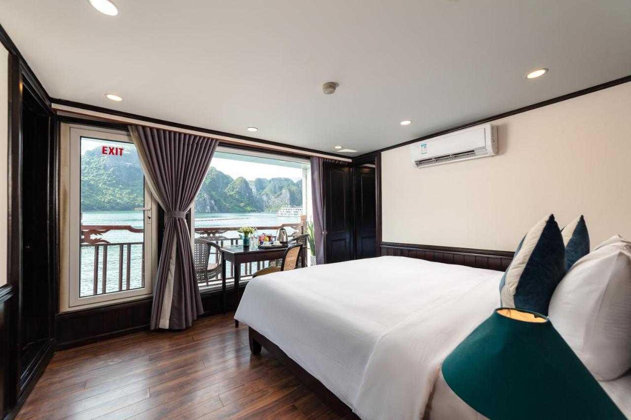 Amanda Cruise Ha Long Bay Hotel Exterior photo