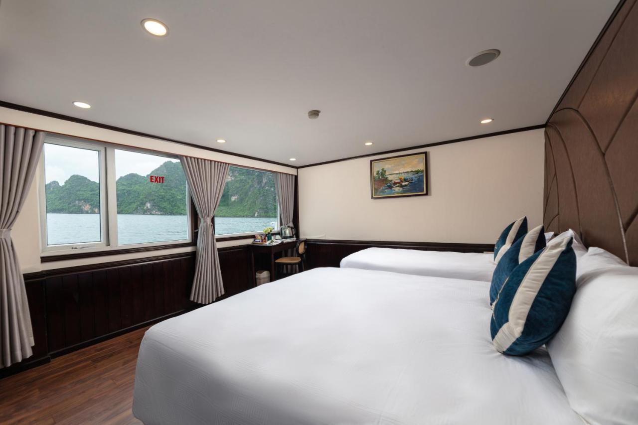 Amanda Cruise Ha Long Bay Hotel Exterior photo